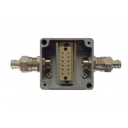 Коробка пылевлагонепроницаемая G366 A АЯКС IP66/IP65, 82x80x55 (крепление винт/бонка)